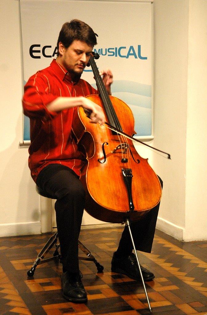Pedro Huff – Um Violoncelo na Garoa | Fotos:Igor Sperotto